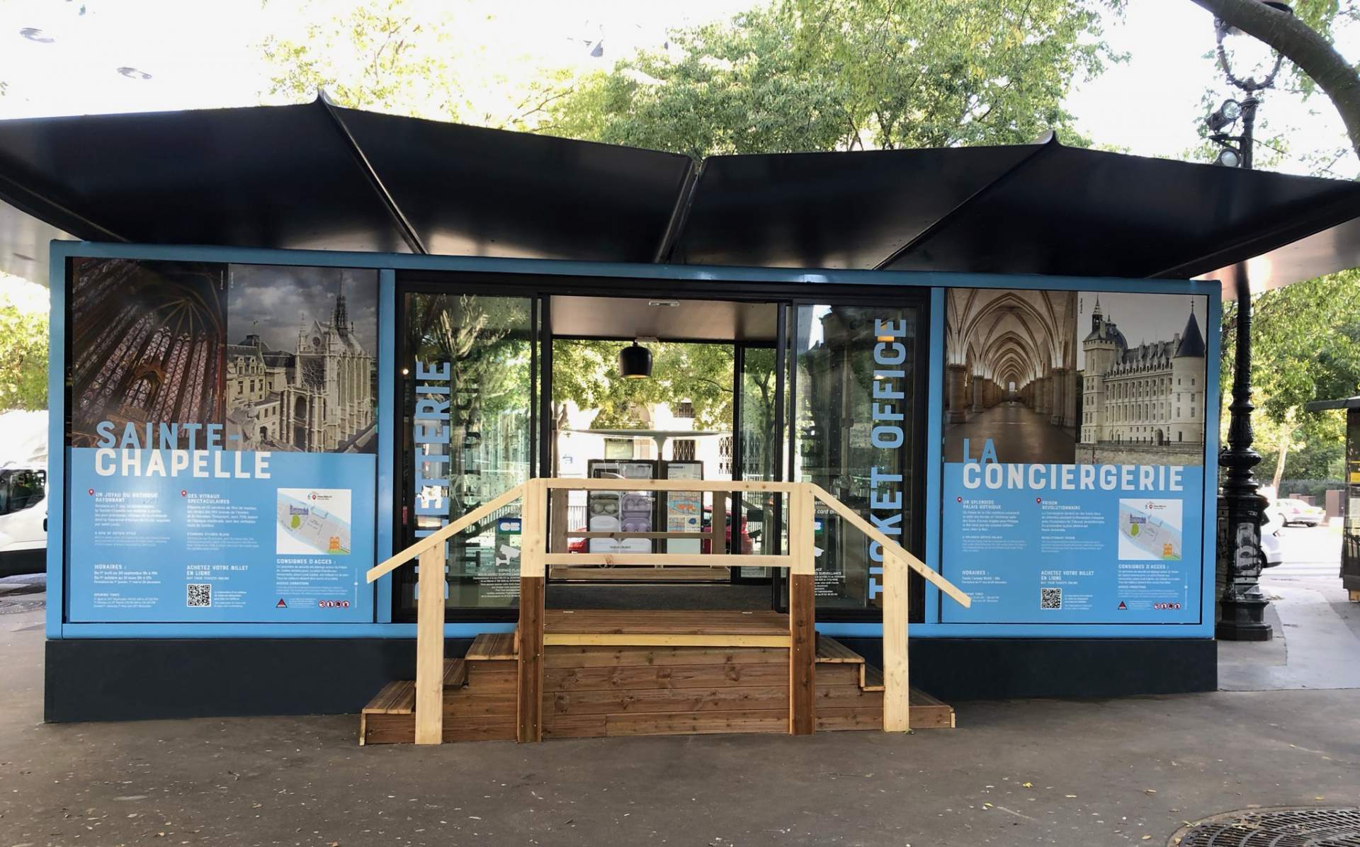 Habillage d'un kiosque